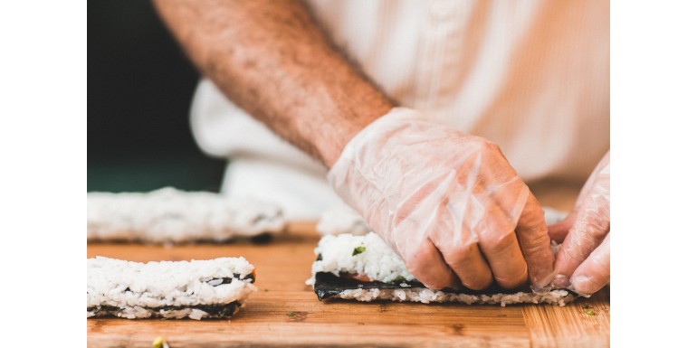 Jak prawidłowo przygotować ryż do sushi - poradnik